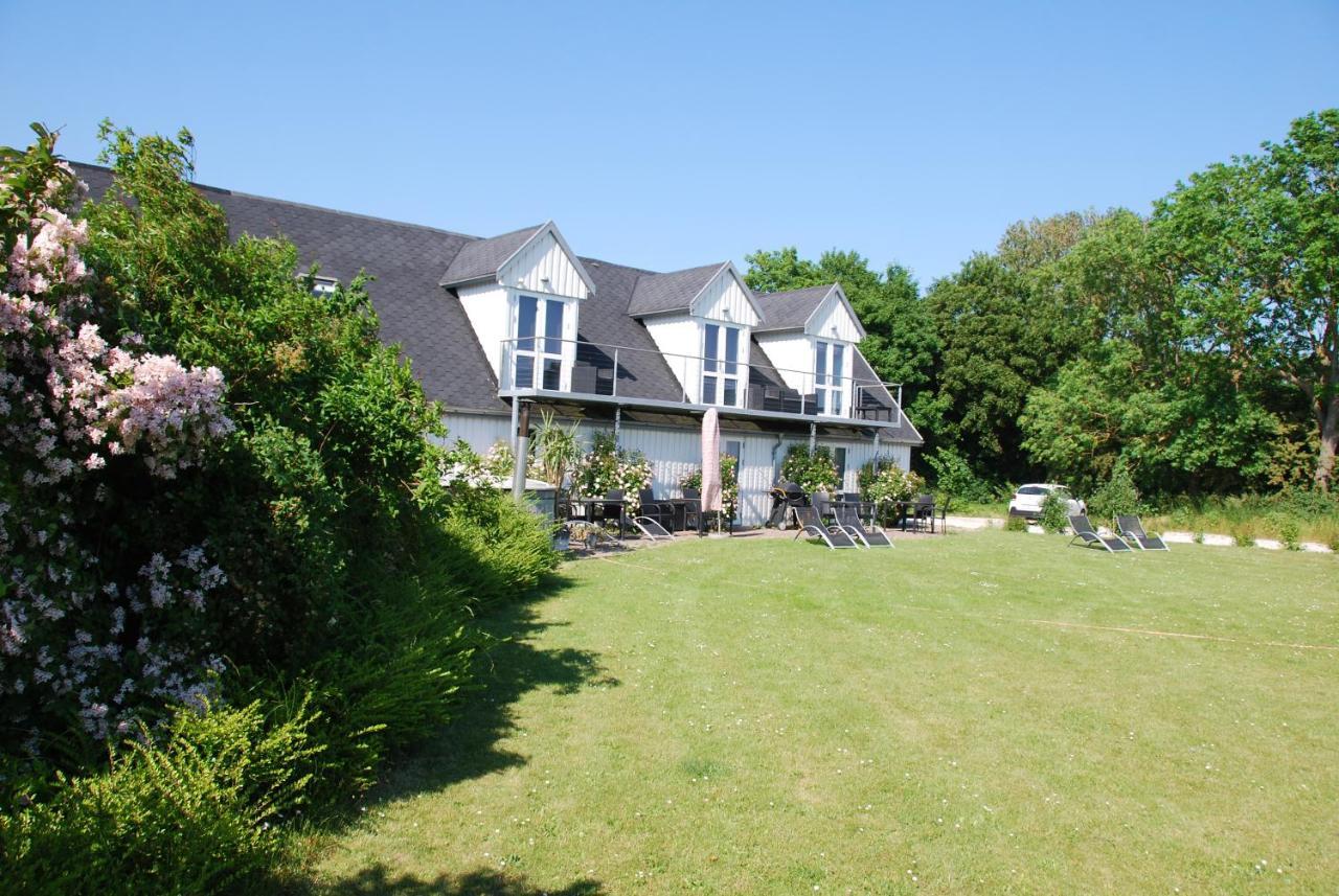 Quistgaarden Bed & Breakfast Spjellerup Exterior photo