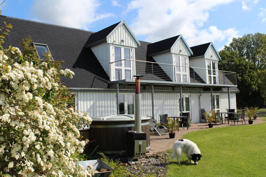 Quistgaarden Bed & Breakfast Spjellerup Exterior photo